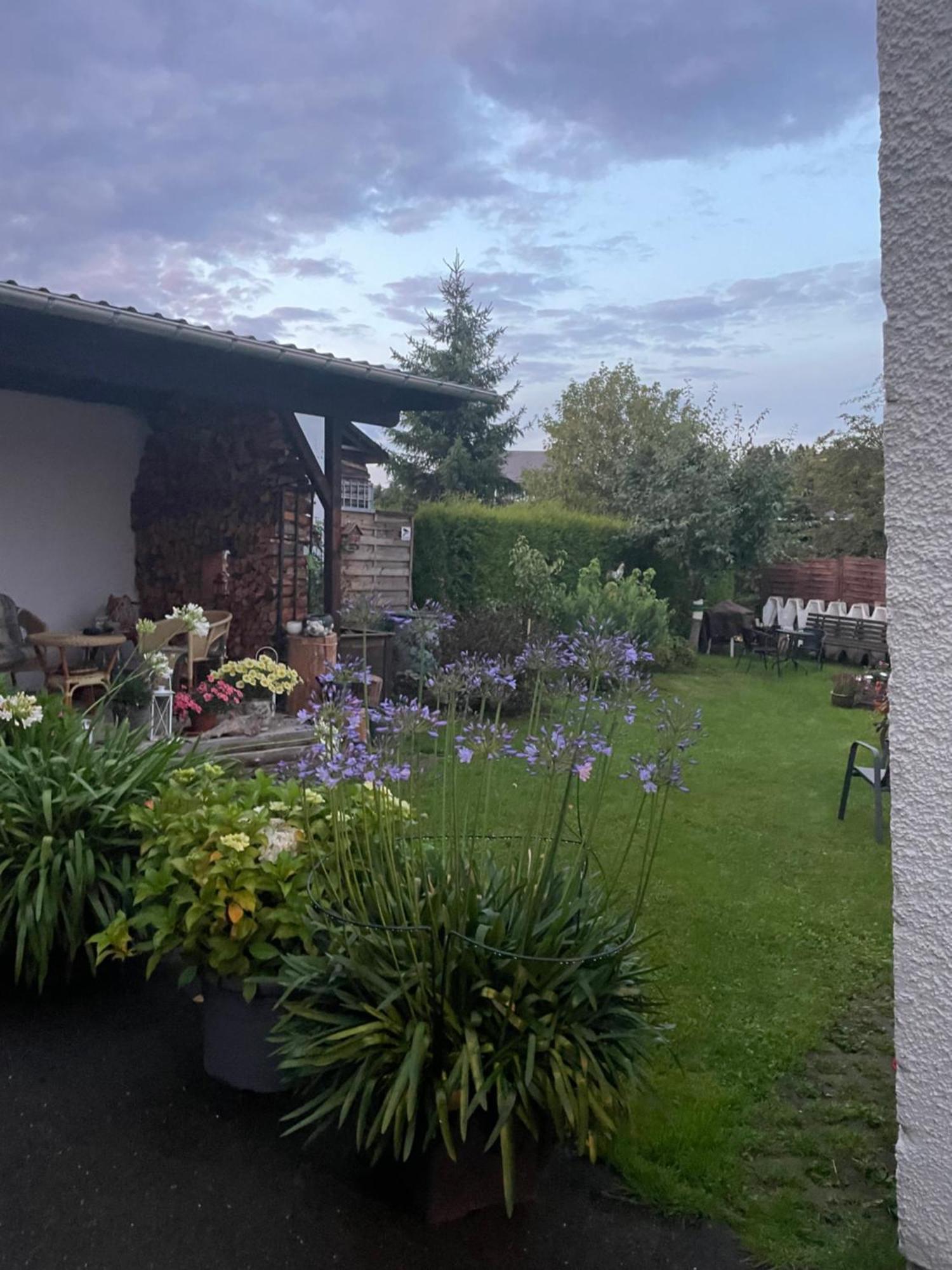 Ferienwohnung Greifenbach, Gartennutzung, Haustiere Willkommen Geyer Zewnętrze zdjęcie
